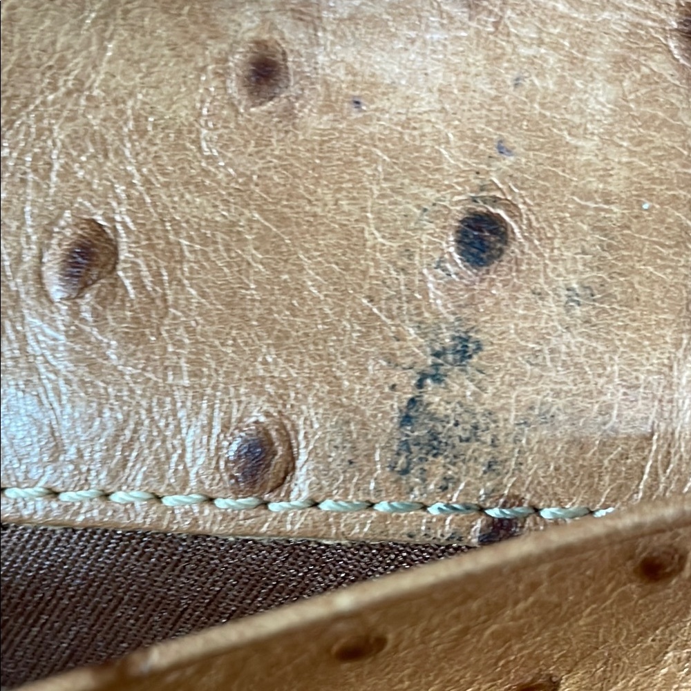 Dooney & Bourke Ostrich Print Tan Leather Wallet - Picture 7 of 9